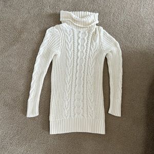 Gap Cableknit turtleneck sweater